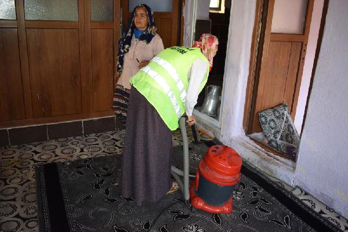 Şemdinli Belediyesi\'nden Yaşlı ve Engellilere Evde Bakım Hizmeti