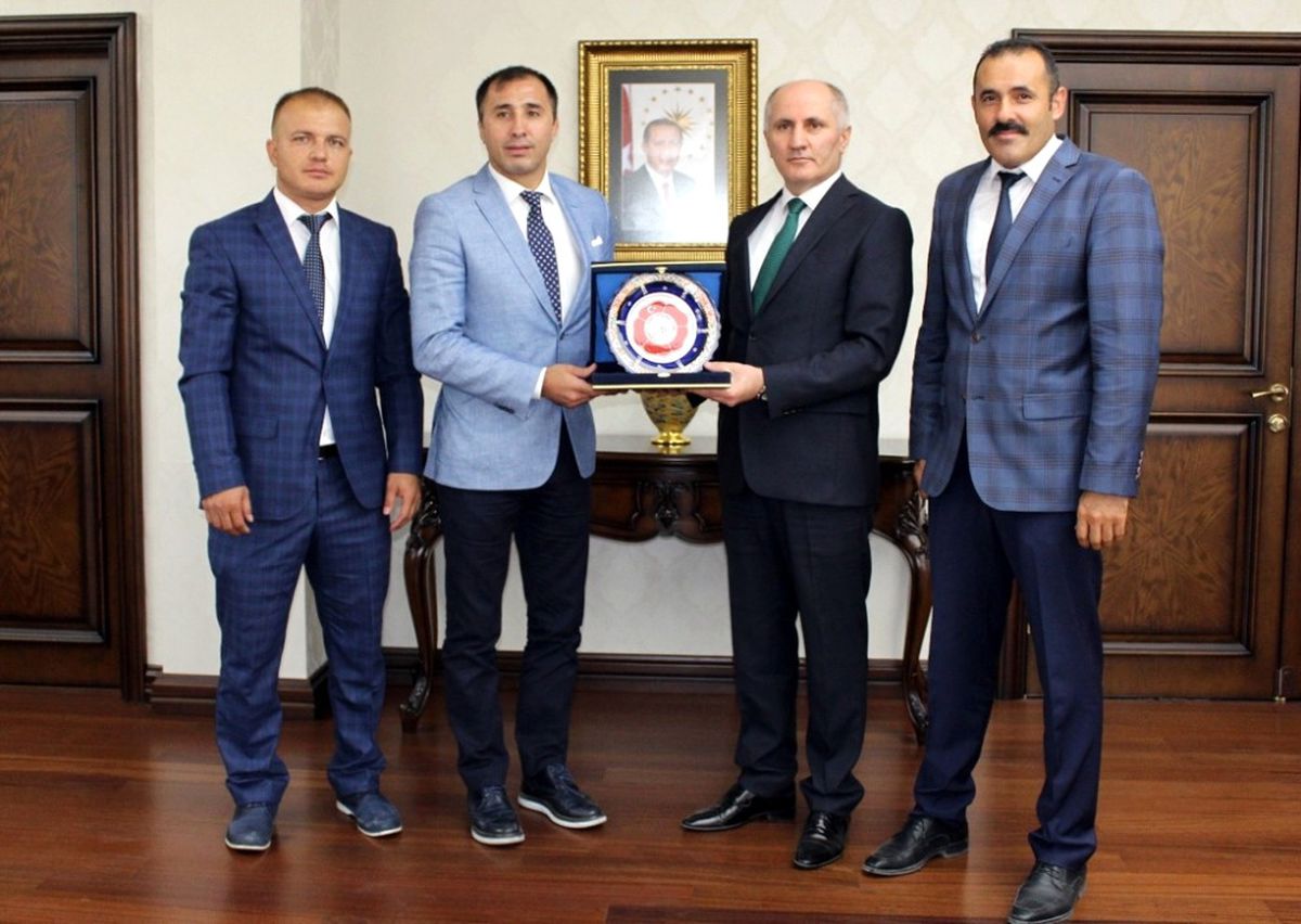 Sezer Huysuz\'un Karaman\'da Ziyaret Günü