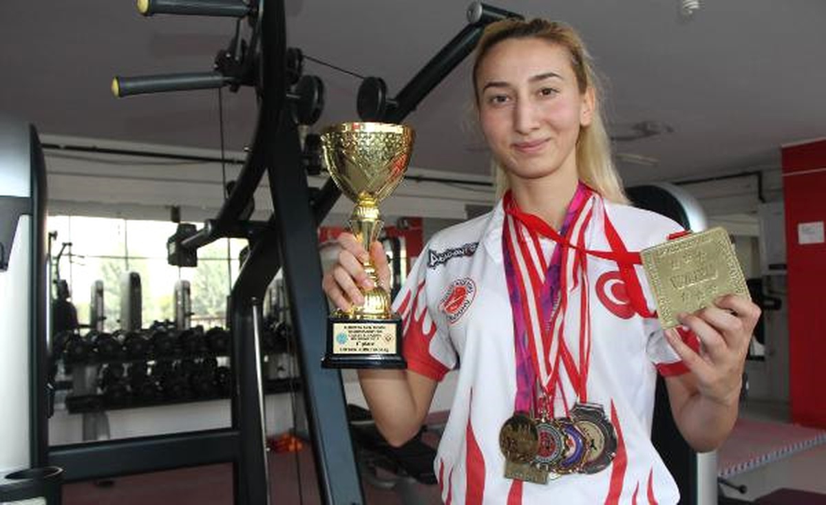 Tuğba, Kızlarla Anlaşamadı, Avrupa Şampiyonu Oldu