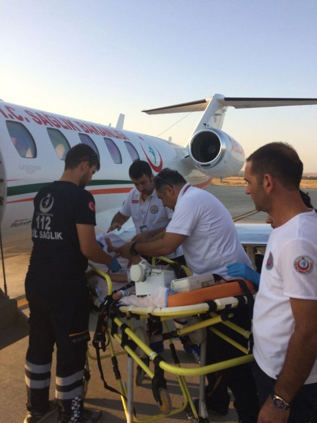 Uçak Ambulans Sevgi\'nin Minik Kalbi İçin Havalandı
