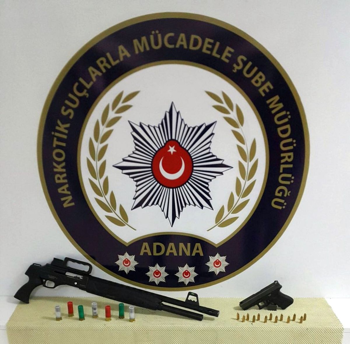 Uyuşturucu Evi Cephanelik Çıktı