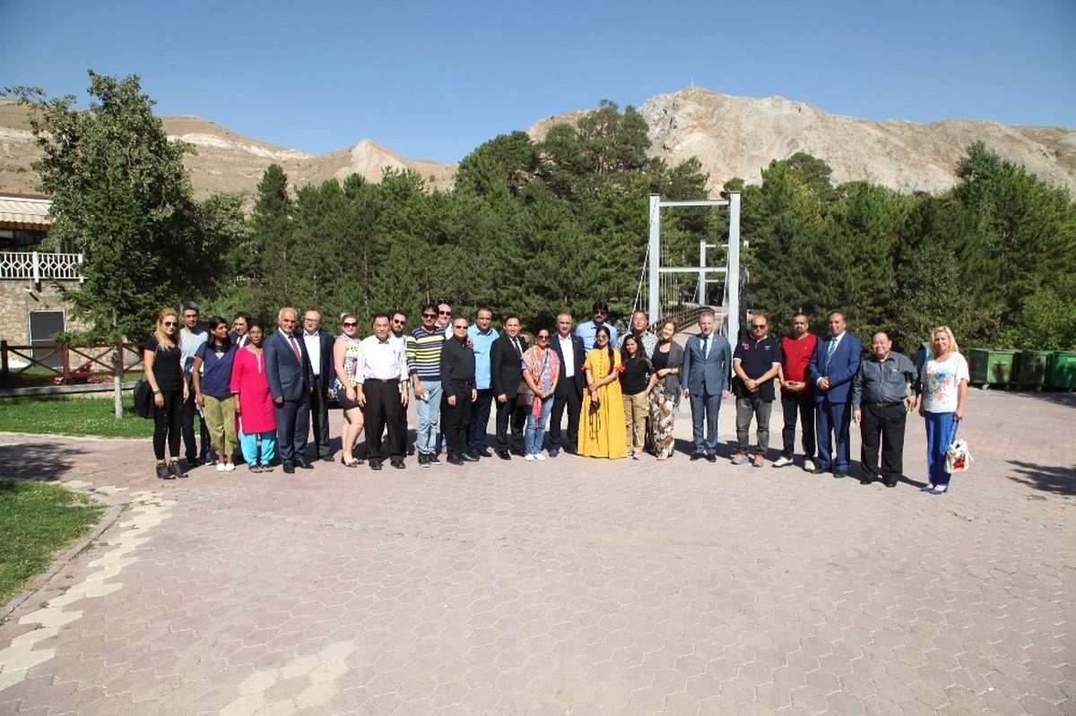 Yabancı Turist Kafilesi Sivas\'a Hayran Kaldı