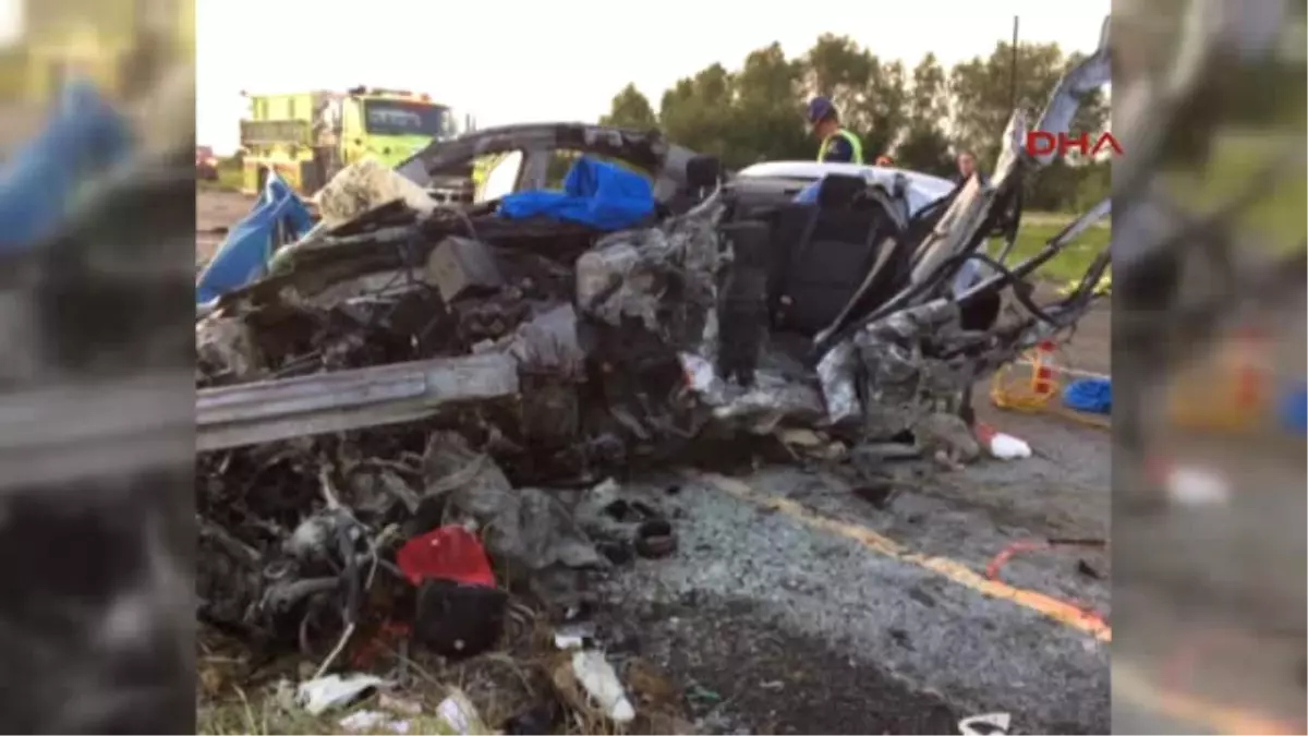 ABD\'de Kaza Geçiren 3 Türk Kızı Öldü