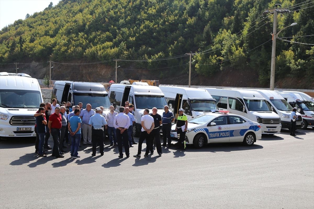 Artvin\'de Öğrenci Servisleri Denetlendi