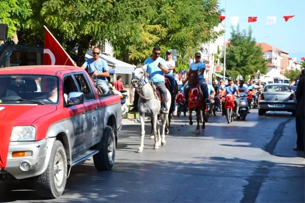 Ayvalık\'ta 95. Kurtuluş Coşkusu