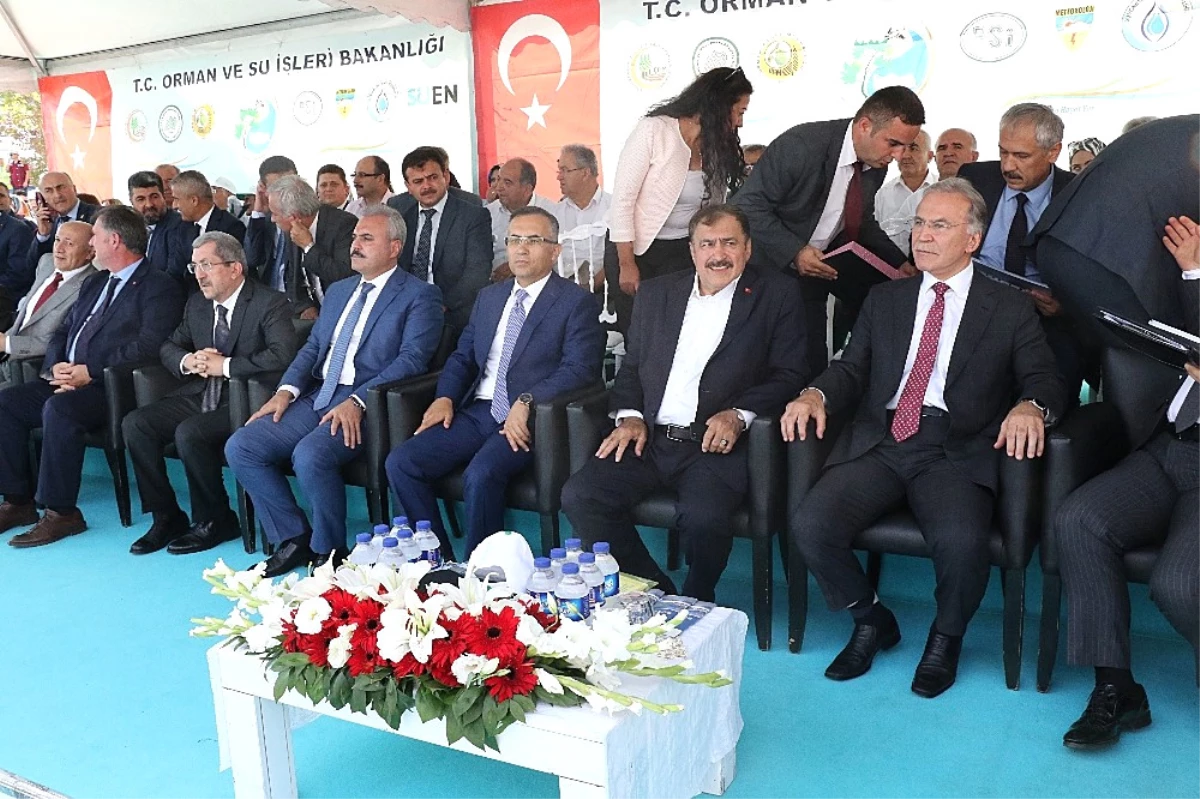 Bakan Eroğlu: "Ülkemizin Etrafını Çevirmek İsteyen Bir Güç Var"