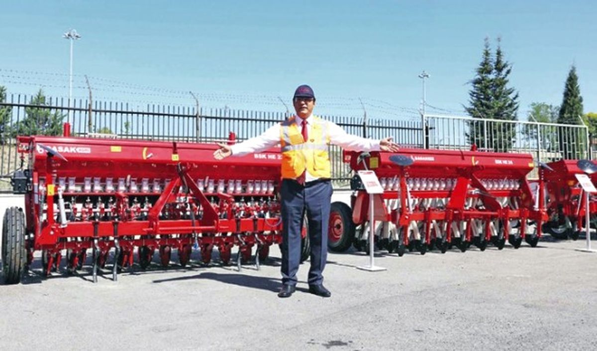 Başak Agri, 8 Yeni Tarım Makinesini Görücüye Çıkardı
