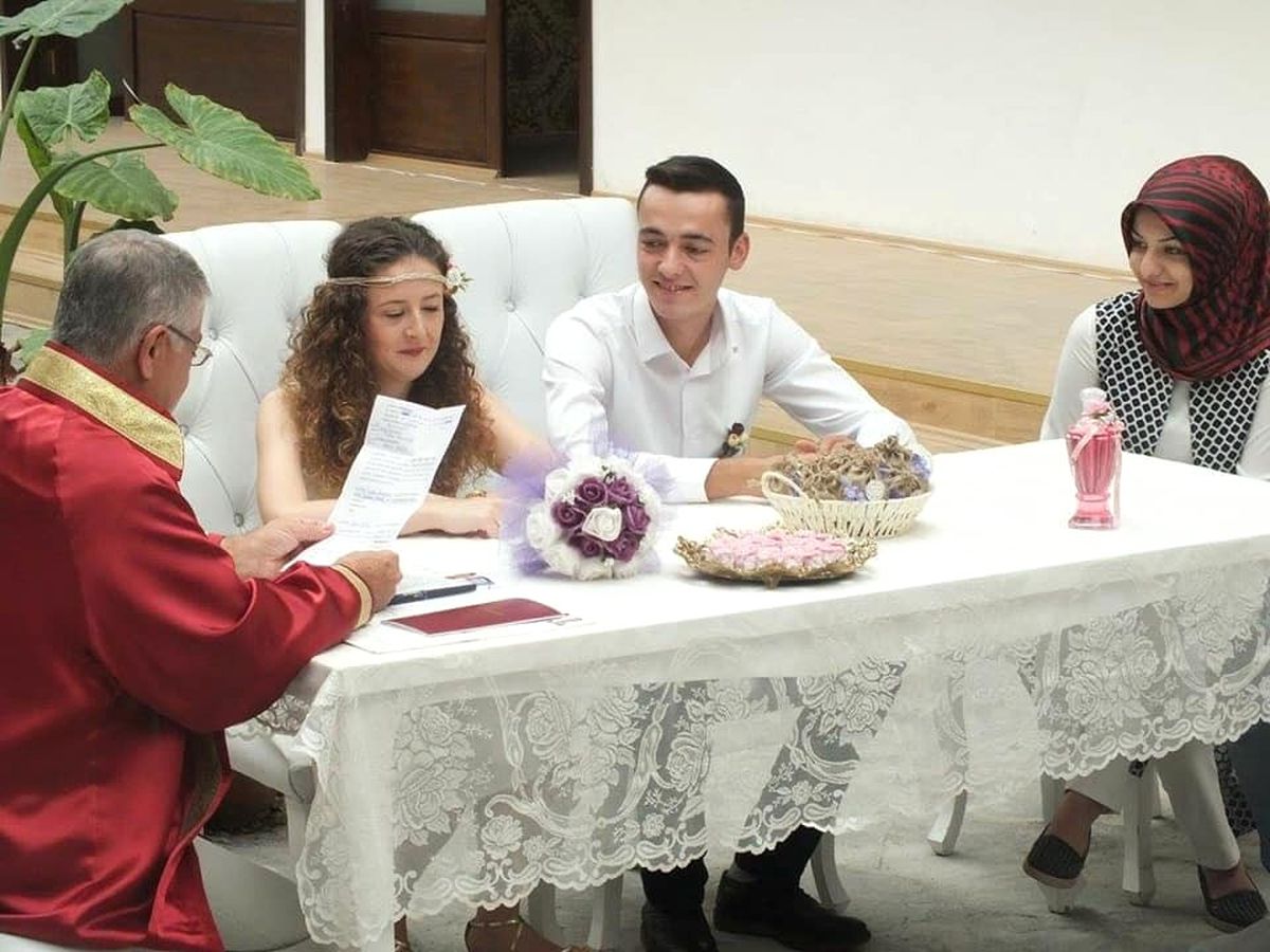 Başkan Duymuş, Genç Çiftlerin Nikahını Kıydı