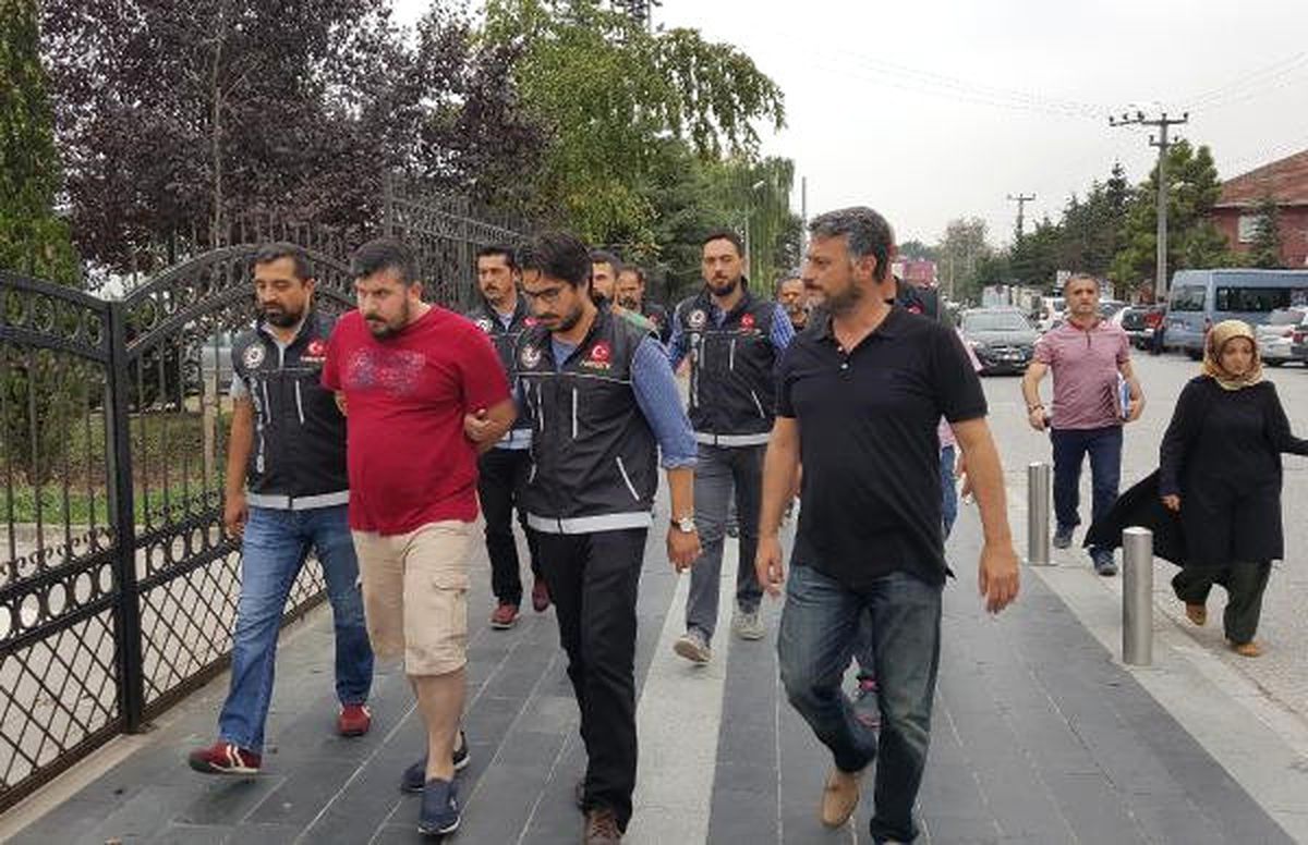 Düzce\'de Uyuşturucu Operasyonu: 3 Gözaltı