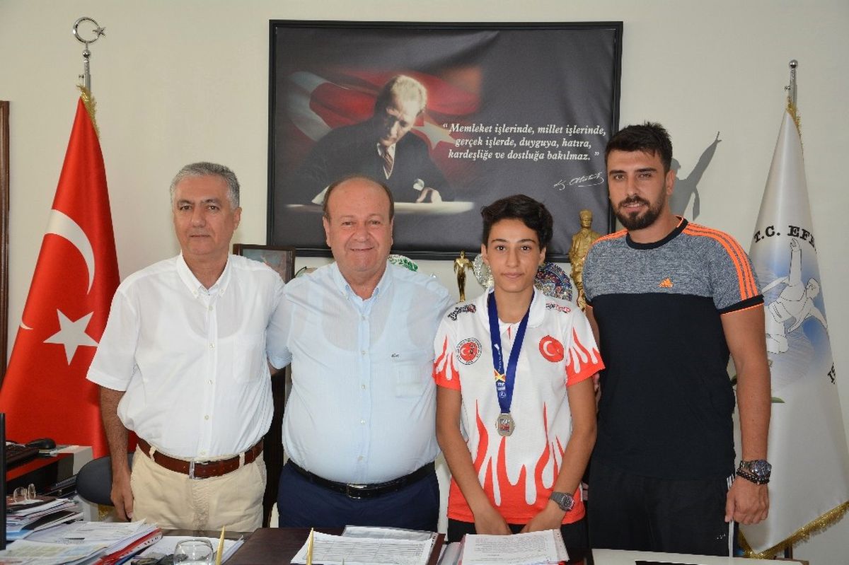 Efeler Belediyesi Dünya İkincisi Nefise\'yi Ödüllendirecek