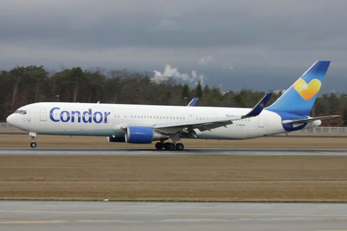 Focus Dergisinden Condor Havayolları\'nda Seks Skandalı İddiası