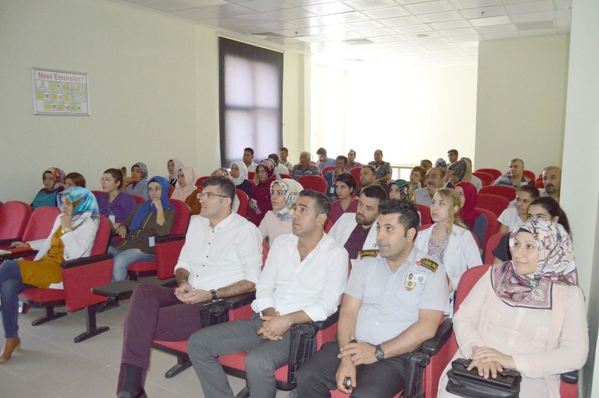 Hastane Çalışanlarına Terörle Mücadele Eğitimi Verildi