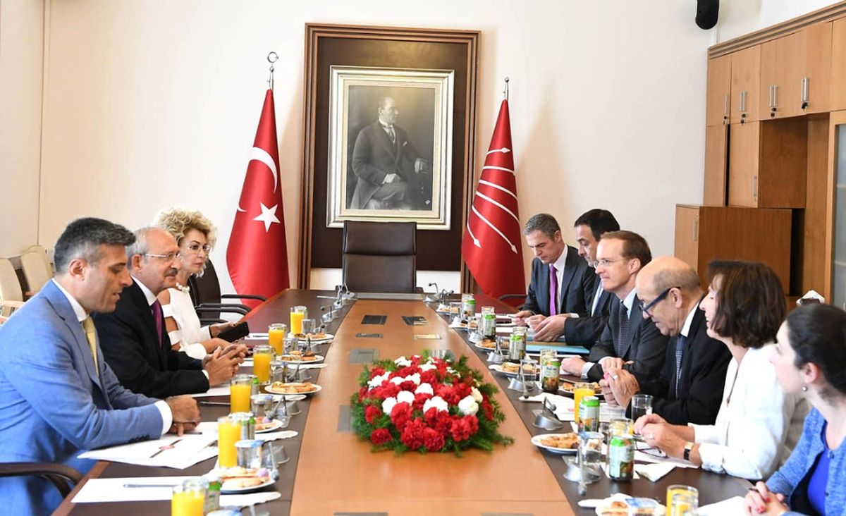Kılıçdaroğlu Fransa Dışişleri Bakanı ile Görüştü