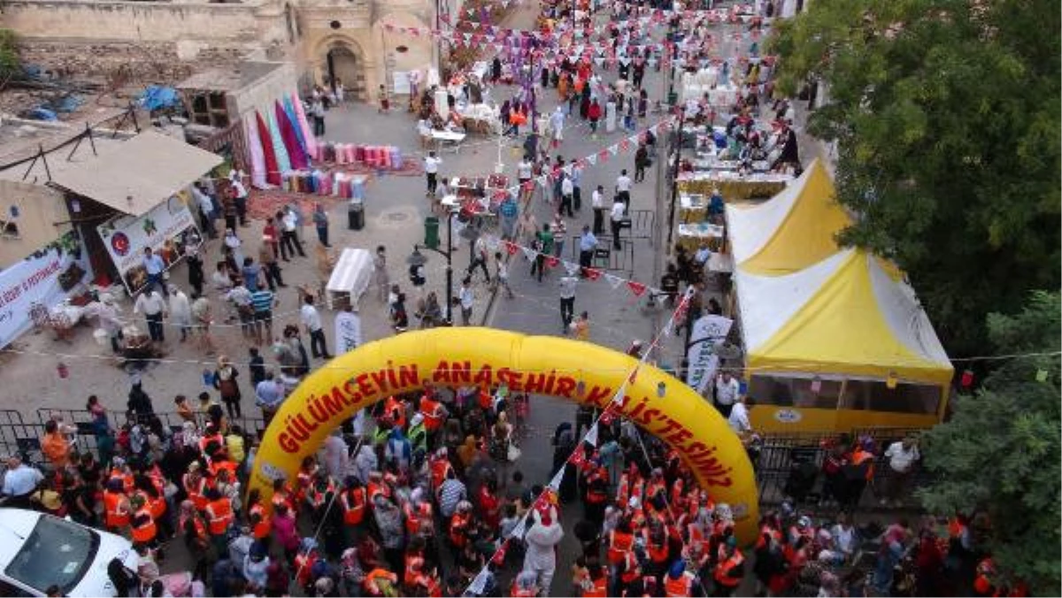 Kilis\'te Dünyanın En Büyük Katmeri, Rekorlar Kitabı\'na Girdi