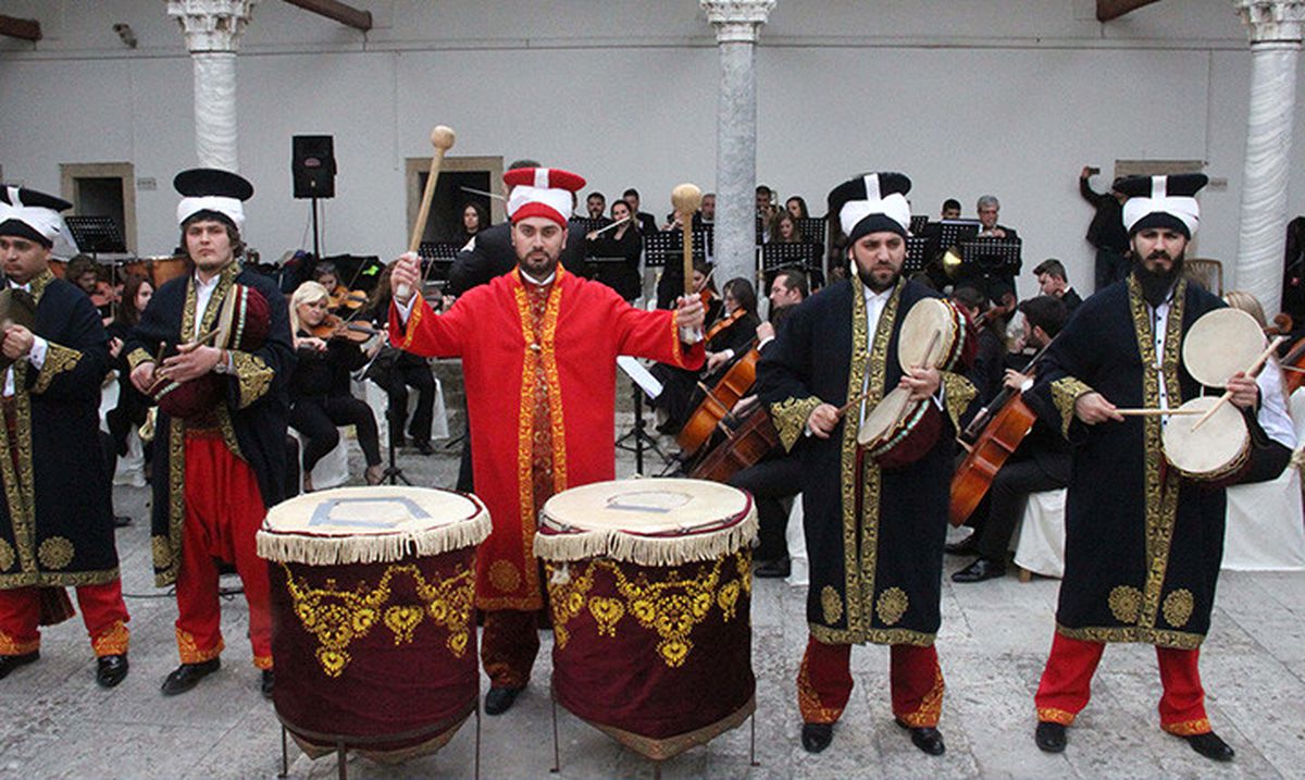 Mehter, Sezonun Konserini Külliyede Verdi
