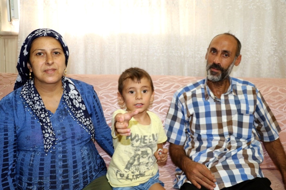 4 Yaşındaki Çocuğun İşitme Cihazını Çaldılar