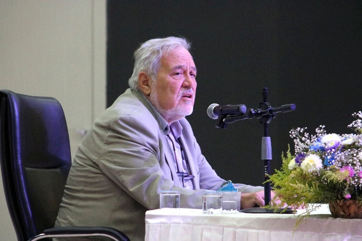 Prof. Dr. İlber Ortaylı: "Selçuklu Devrine Ait Tek Saray Örneği Beyşehir\'de"