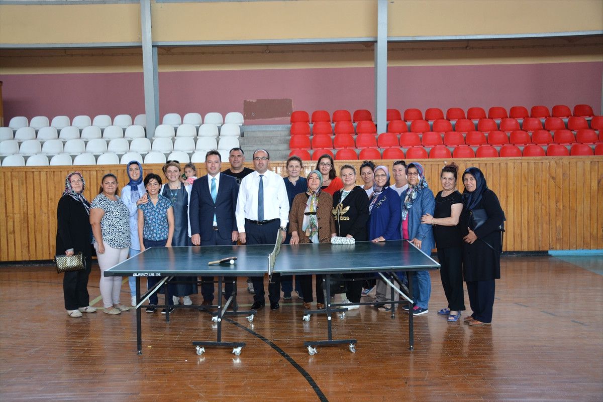 Sandıklı\'da "Pembe Raketler" Turnuva Ödülleri Dağıtıldı