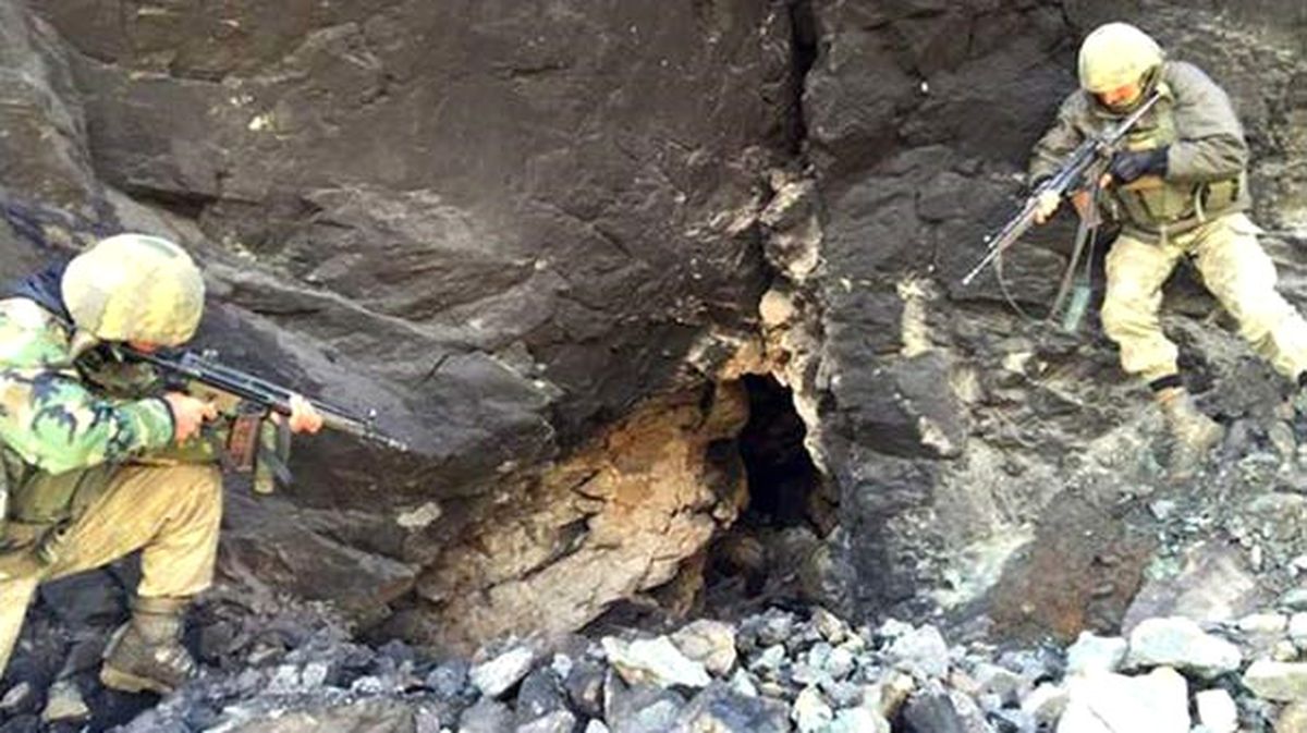 Tunceli\'de 7 Sığınak ile 1 Depo Ele Geçirildi