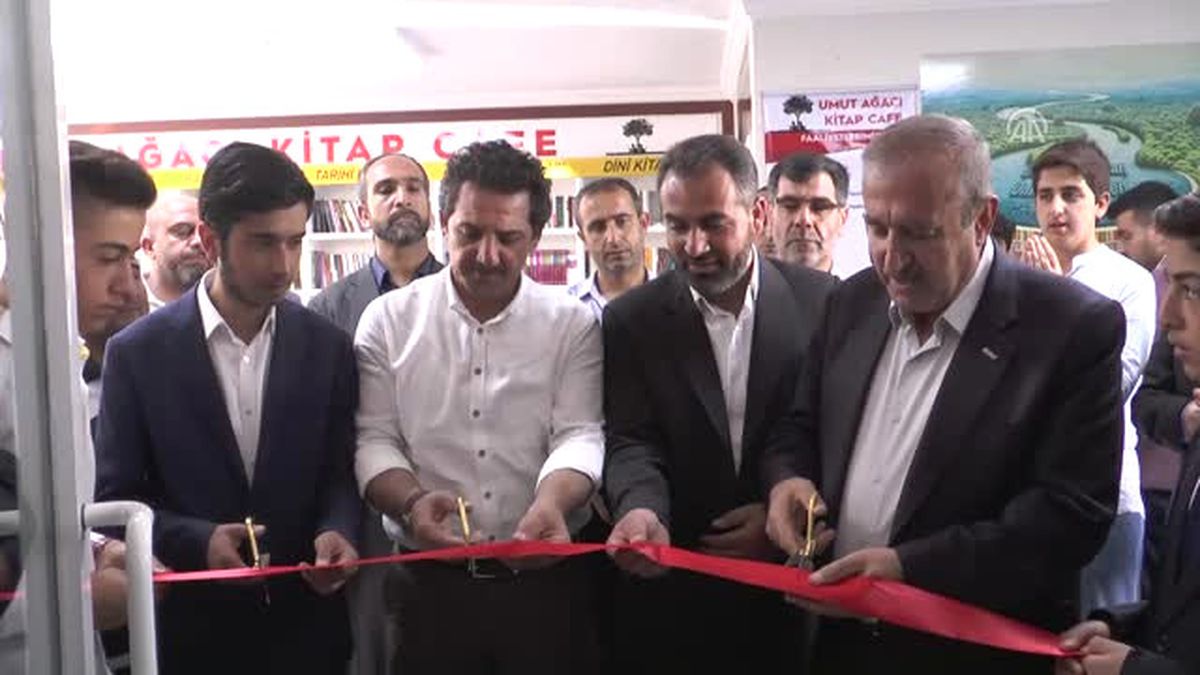 Van\'da "Kitap Kafe" Hizmeti Başladı