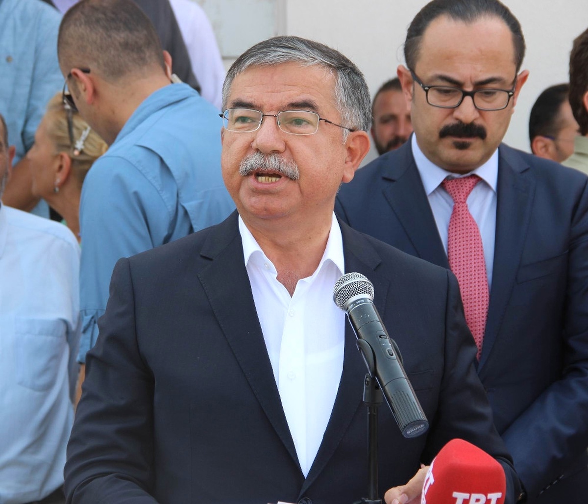 Bakan Yılmaz: Alevi Kardeşlerimizin Sorunları Bizim Sorunlarımız