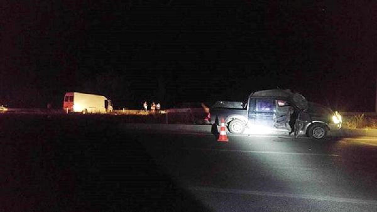 Denizli\'de Kamyonetle Minibüs Çarpıştı: 1 Ölü, 2 Yaralı