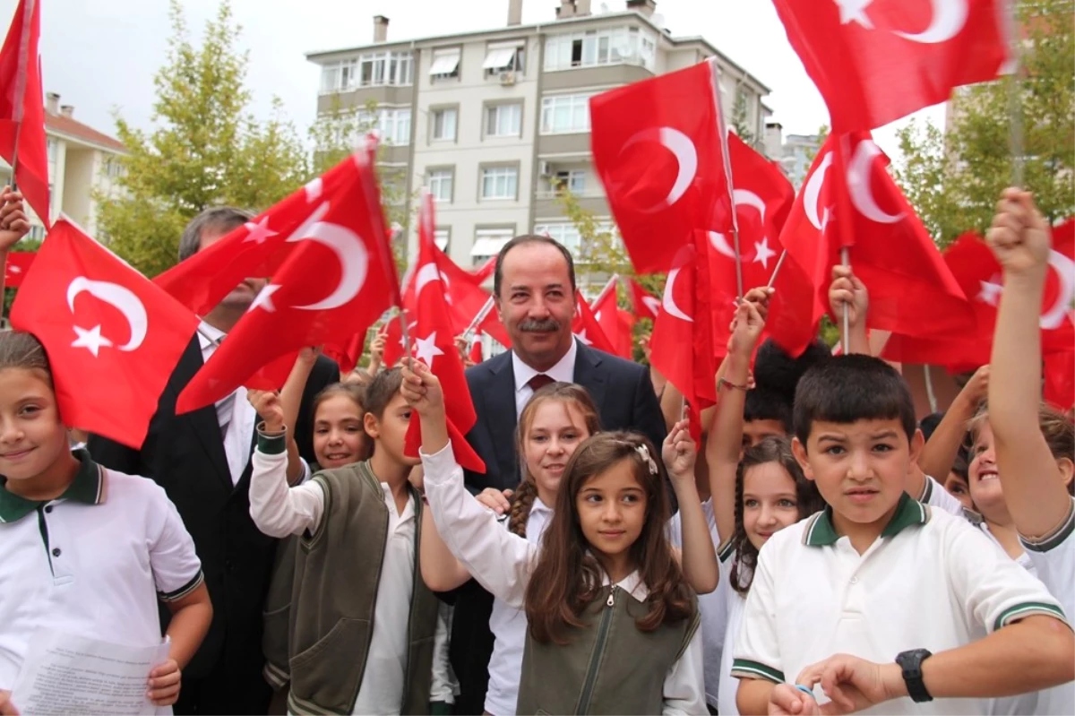 Edirne Belediye Başkanı Gürkan: "Atatürk İlkeleri Işığınız, Yolunuz Aydınlık Olsun"