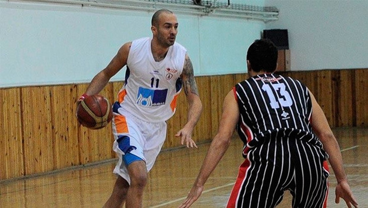 Eski Basketbolcu Ufuk Yanar Vefat Etti