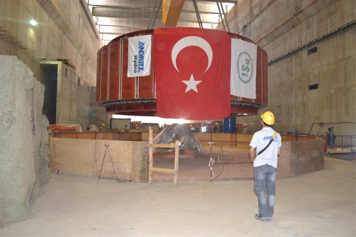 Ilısu Barajı\'na 3 Ünite Rotor İndirildi