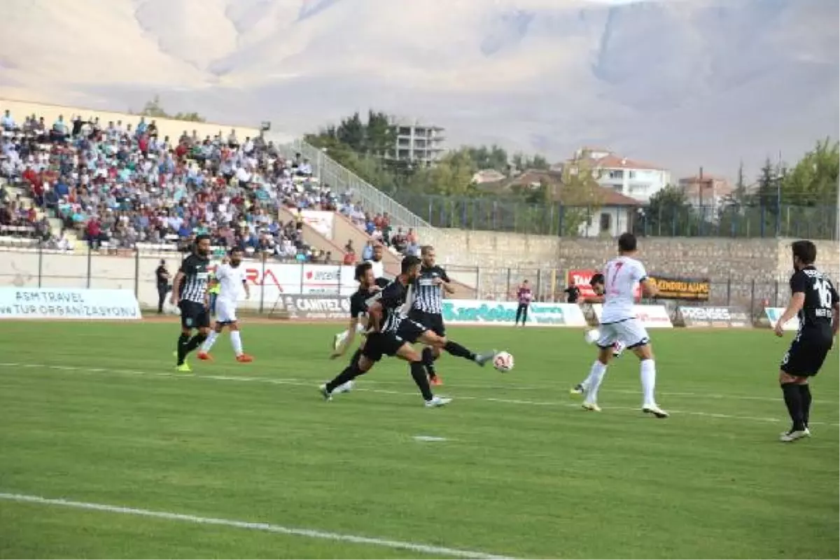 Niğde Belediyespor - Nazilli Belediyespor: 1 - 1