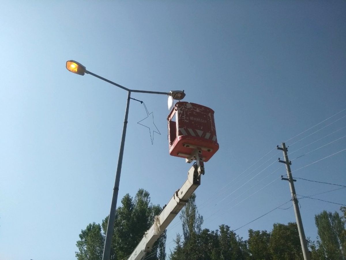 Sokak Lambalarına Bakım Çalışması