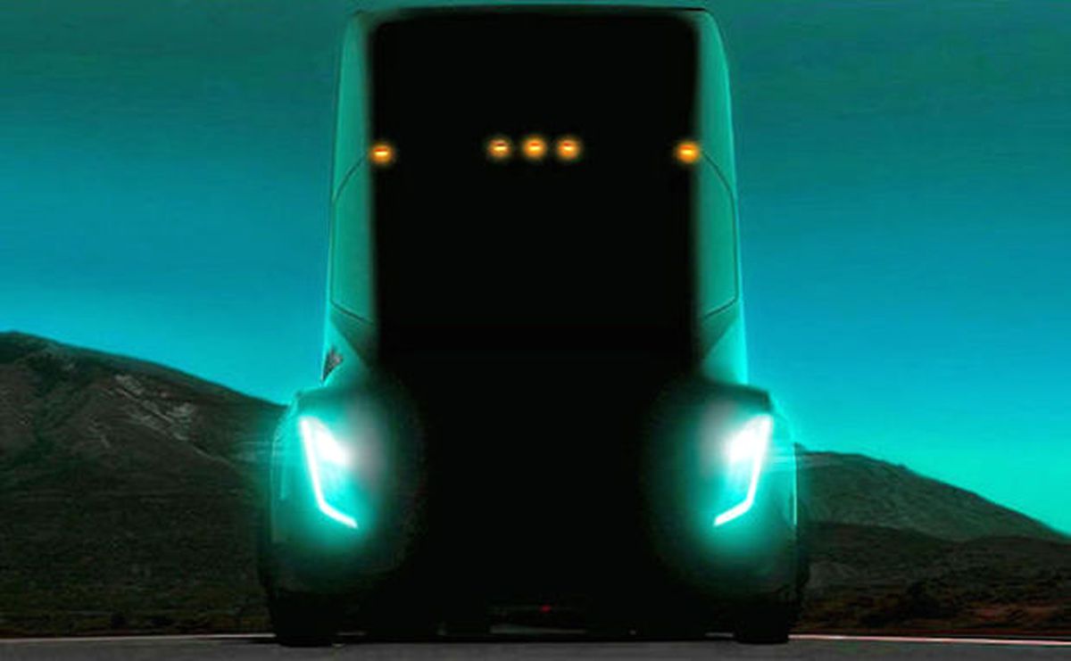 Tesla Elektrikli Tır Modeli 26 Ekim\'de Tanıtılacak, Tesla Semi-Truck
