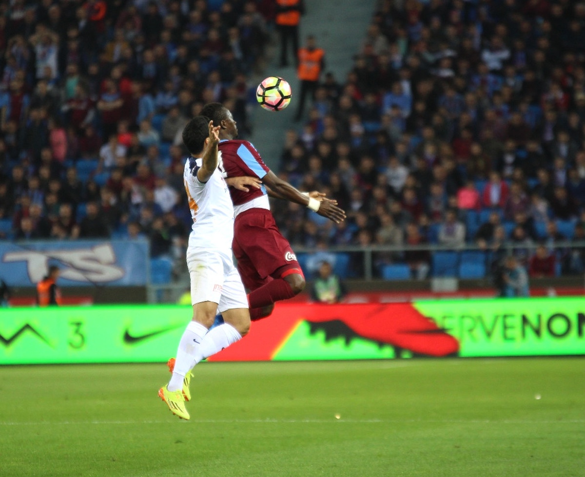 Trabzonspor, Başakşehir\'in Serisine Son Vermek İstiyor