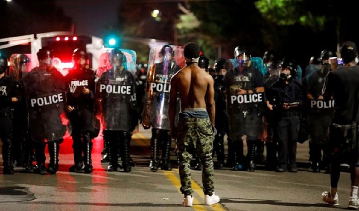 ABD\'de Polis Protesto Edildi