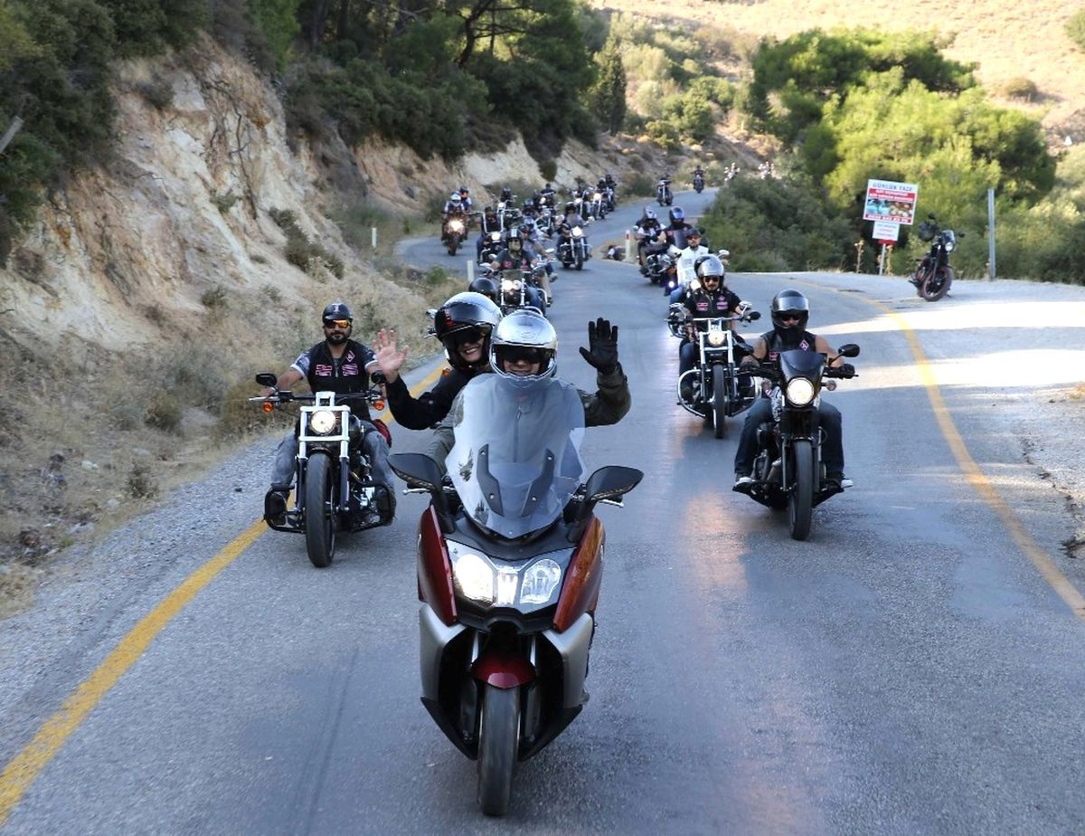 Başkan Akpınar ve Motorculardan Kent Turu