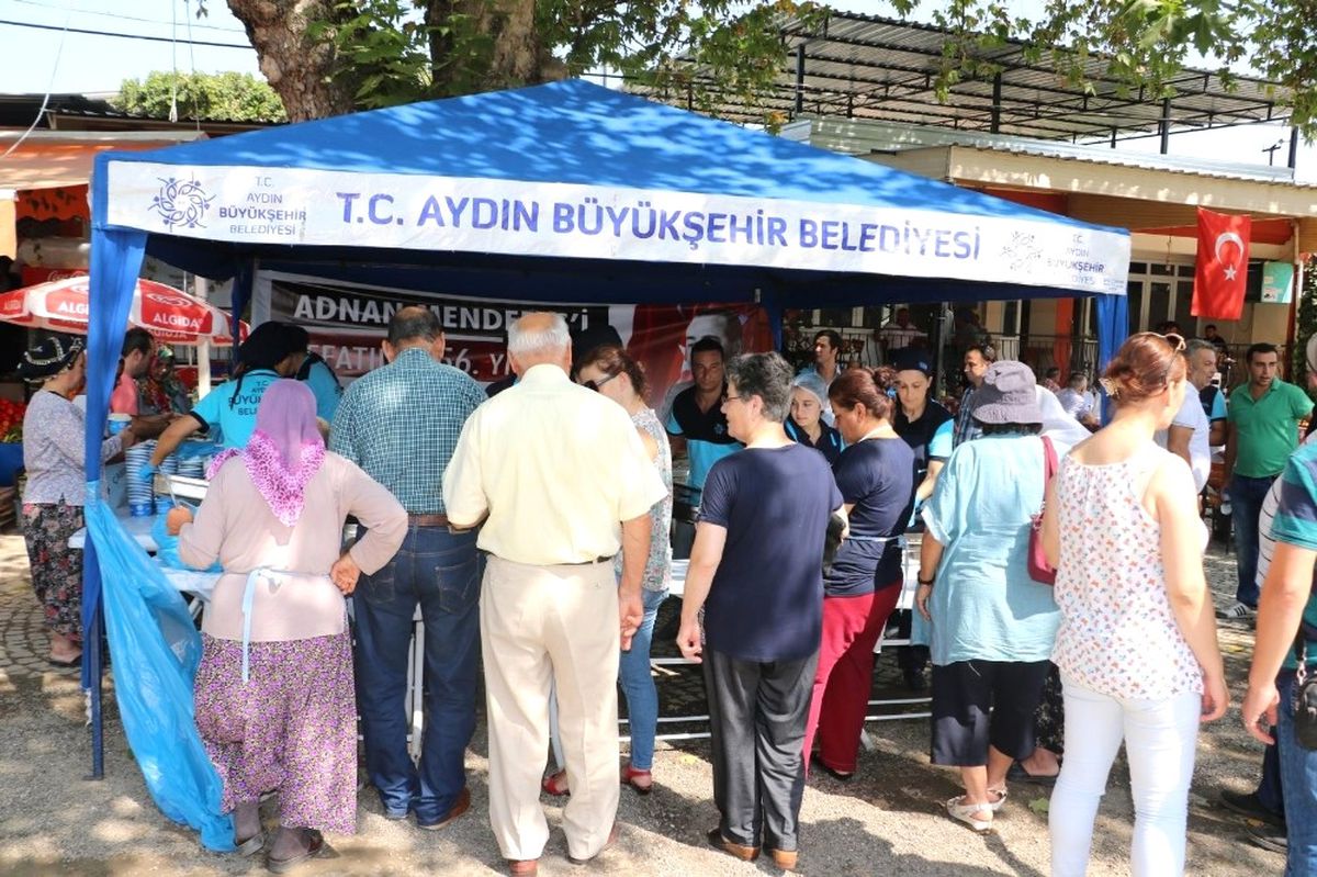 Büyükşehir Adnan Menderes\'i Andı