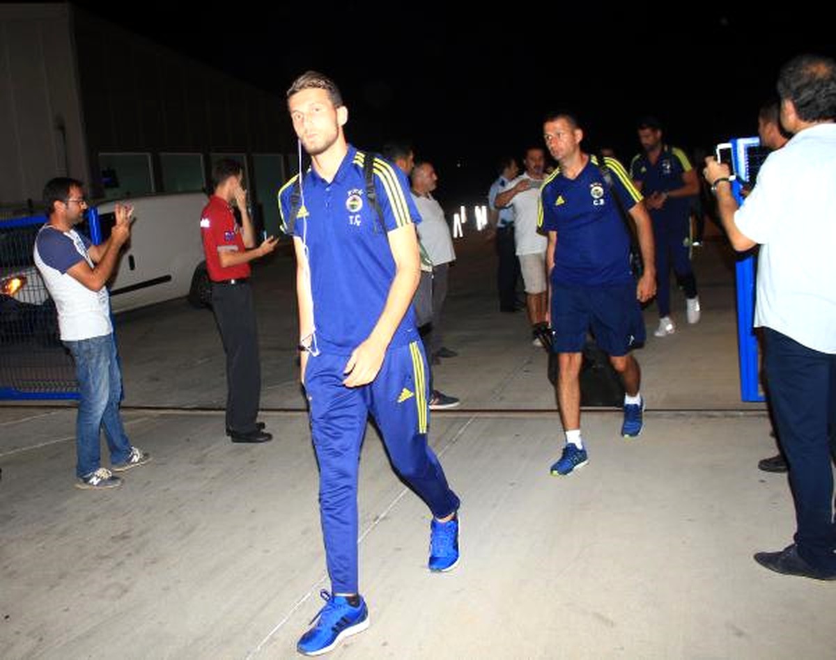 Fenerbahçe Kafilesi Gazipaşa\'ya Geldi