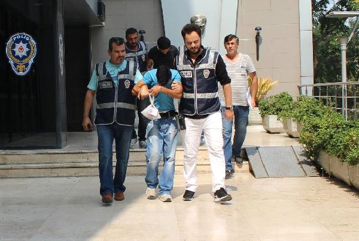 Kapkaççılar Polisten Kaçamadı