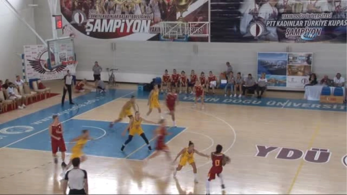 Uluslararası Dr. Suat Günsel Basketbol Turnuvası - Castors: 69 - Galatasaray: 64