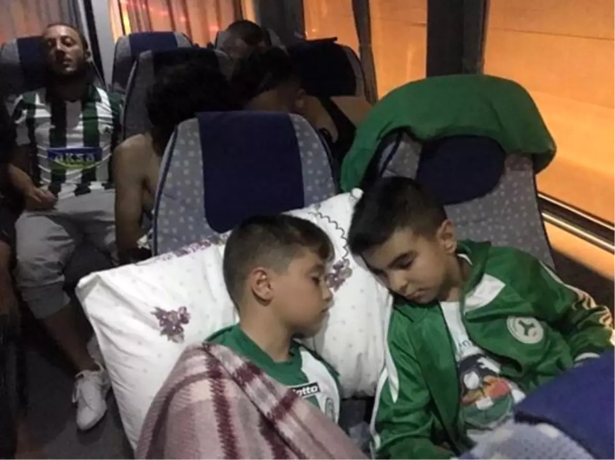 40 Yıllık Özlemin Peşinden Koşanlar\'