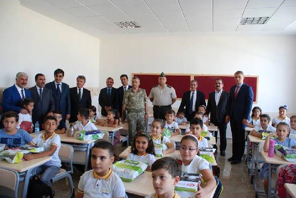 Adıyaman\'da 150 Bin Öğrenci Ders Başı Yaptı
