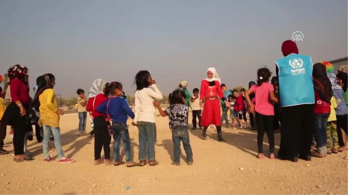 Azez\'de Çadır Kentlerde Yaşayan Çocuklara Etkinlik