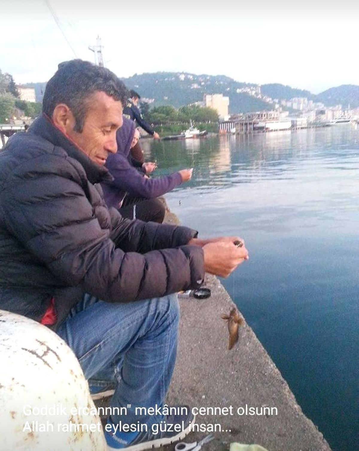 Balıkçı Sahilde Ölü Olarak Bulundu