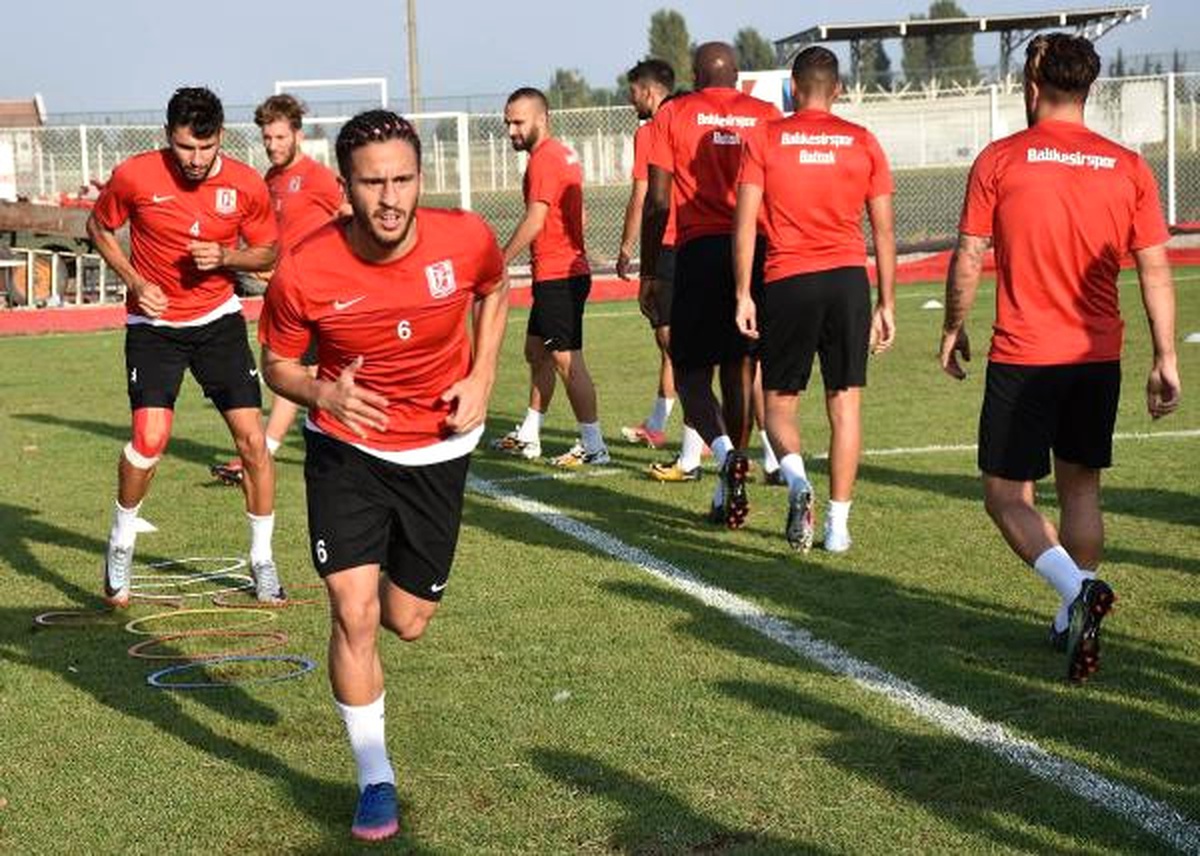 Balıkesirspor Farkı Kapatmanın Hesaplarını Yapıyor