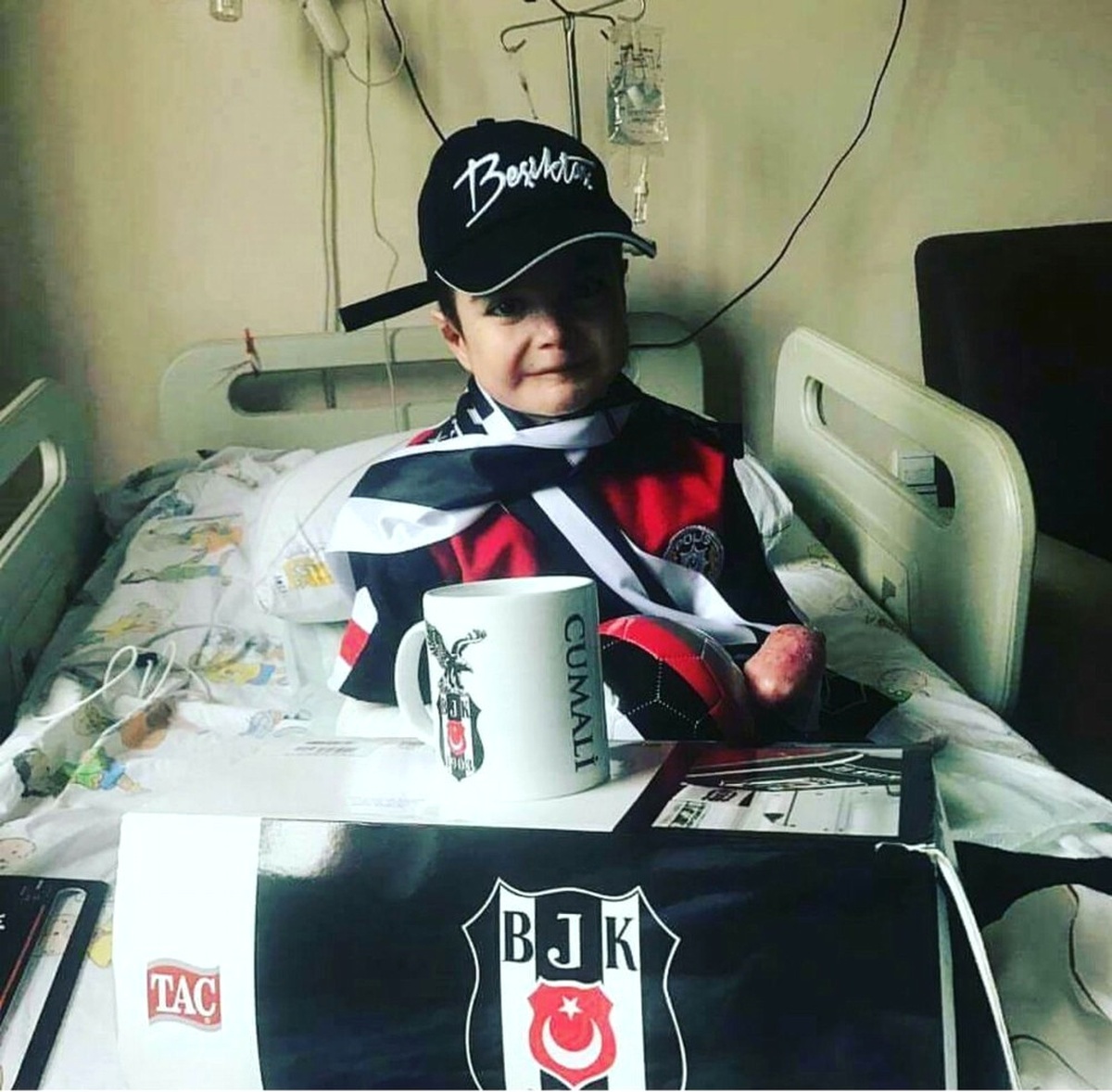 Beşiktaşlı Kelebek Hastası Gencin Hayali Gerçek Oluyor