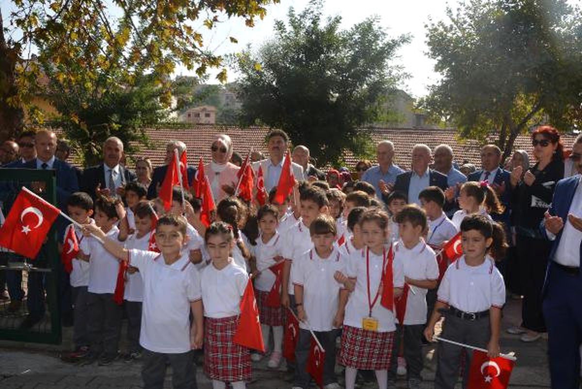 Bilecik\'te Mehterli Dualı Eğitim Yılı Başlama Töreni