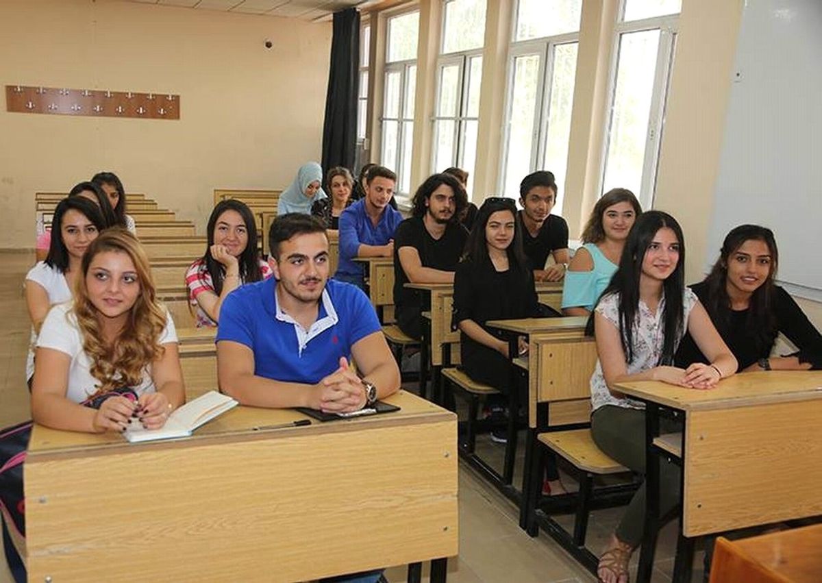 Cü\'de Akademik Yıl Başladı