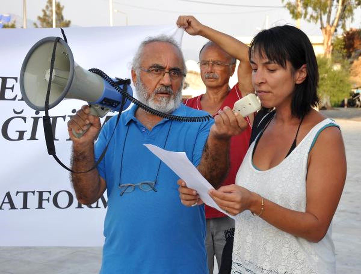 Datça\'da Müfredat Protestosu