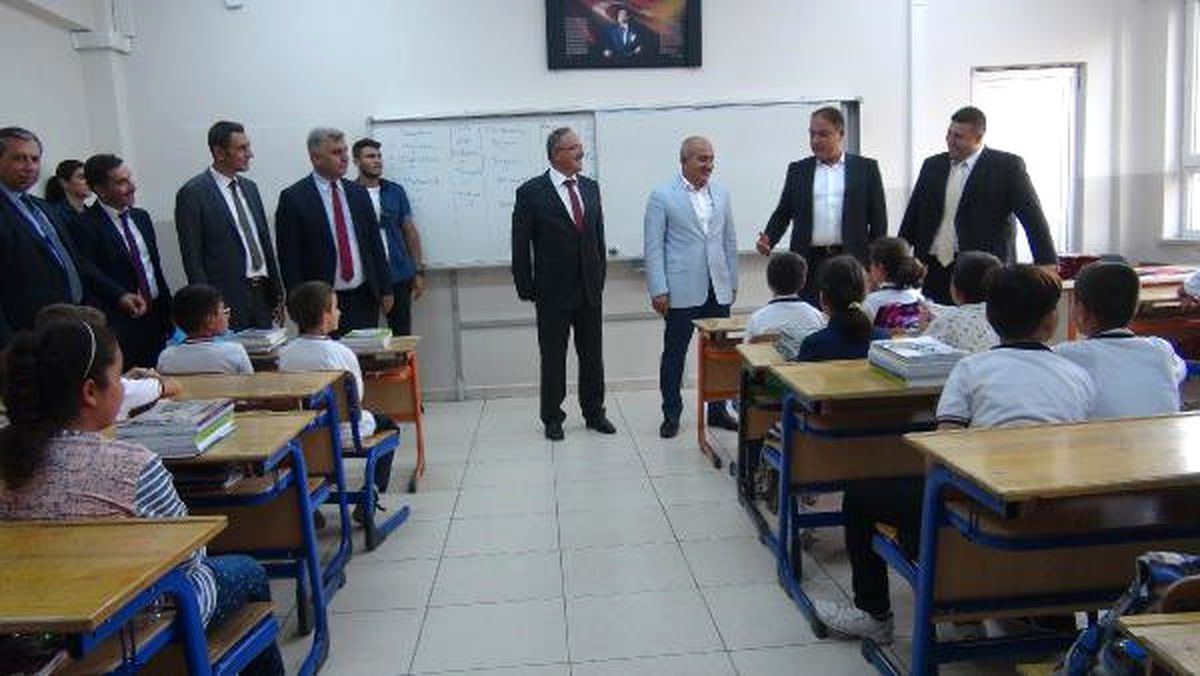 Kilis\'te 19 Bini Suriyeli, 52 Bin 151 Öğrenci Ders Başı Yaptı