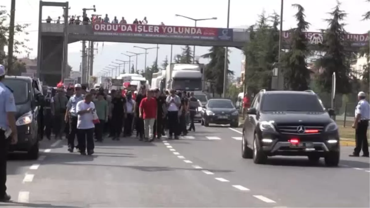Ordu\'dan Giresun\'a "Fındık İçin Yürüyoruz" Yürüyüşü İlk Günü Tamamlandı